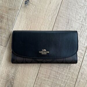 Coach Black and Brown Women's Wallet